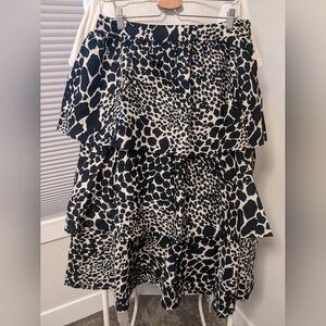 Size 12 tiered skirt who what wear black and white